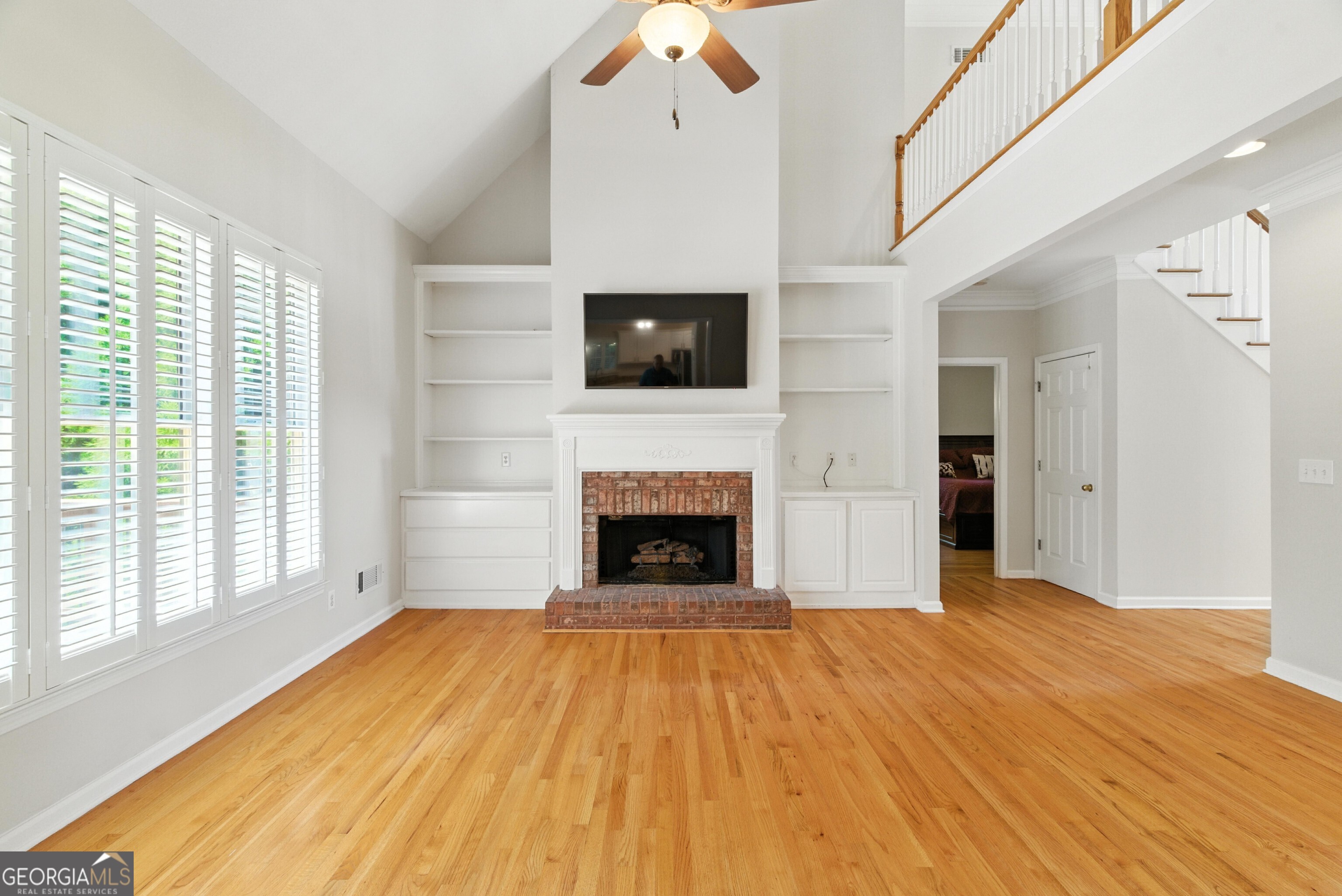 2832 Windrush DR