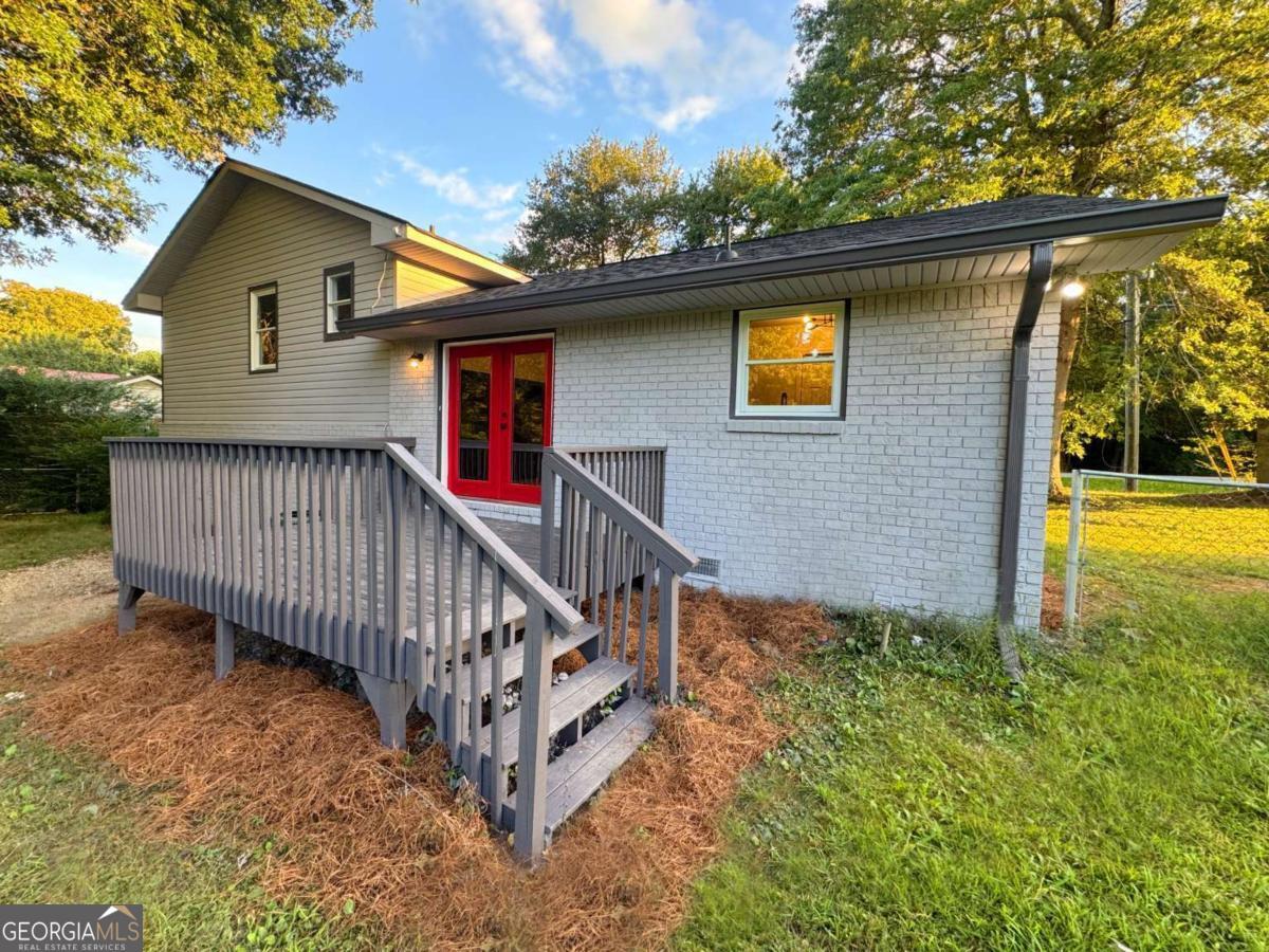 630 Old Airport RD