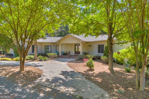 54 Yacht Club CT Hartwell GA 30643
