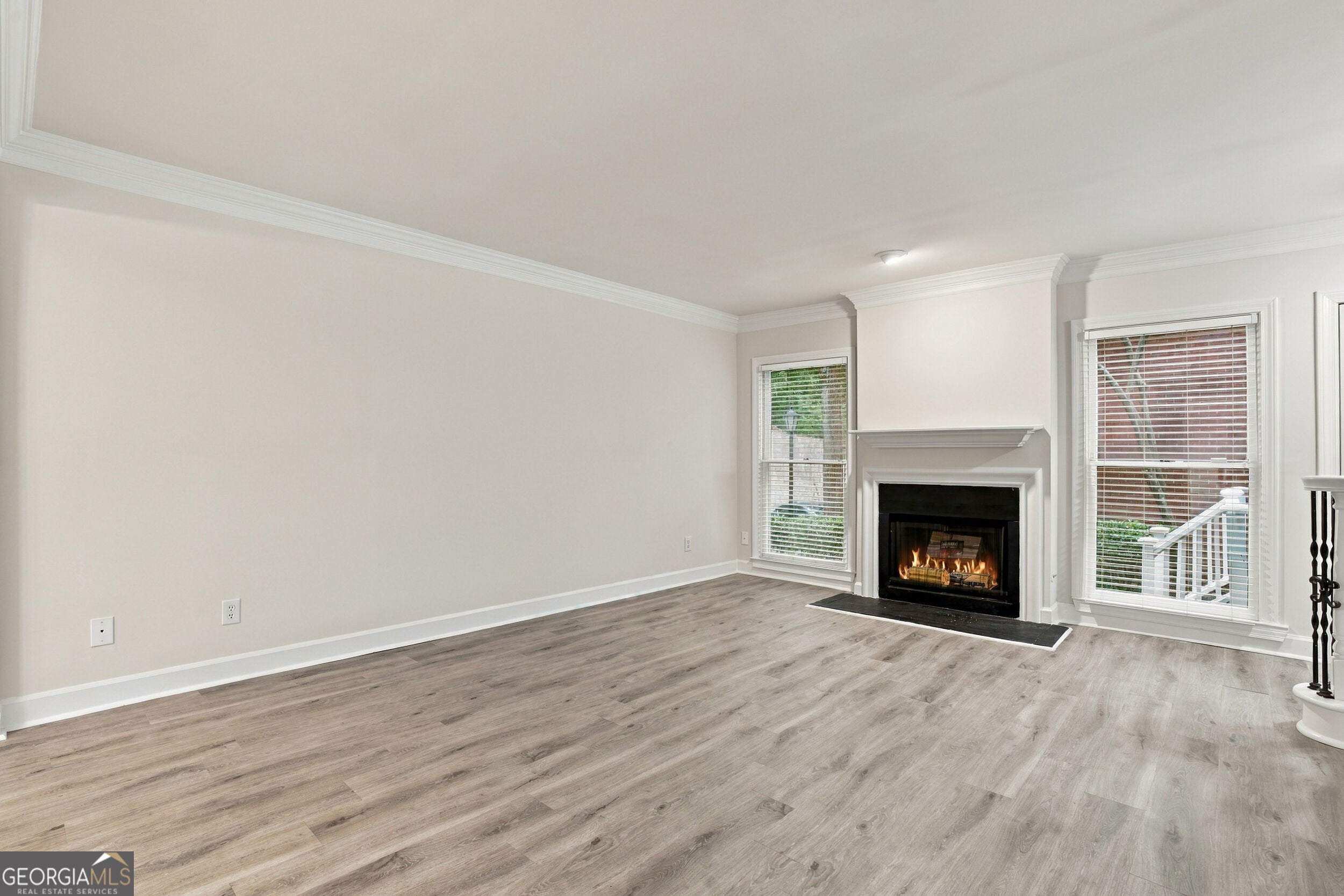 7500 Roswell RD 56