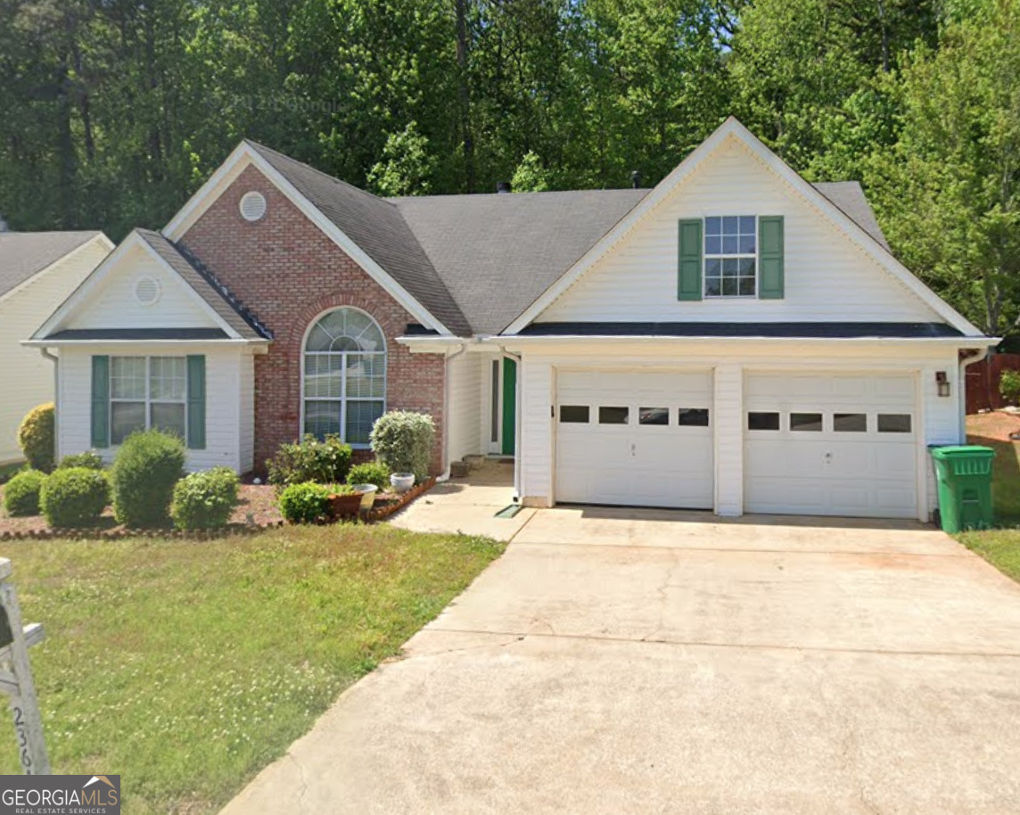 3 Bedroom 2 Bath with Bonus Room off of family room for rent! Fresh paint, monthly lawn care included in rental.