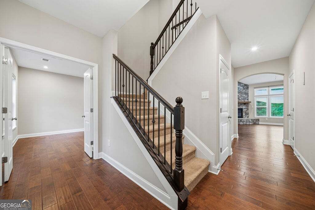 Photo of 295 Floating Leaf Way, Dallas, GA 30132 (MLS # 10868614)