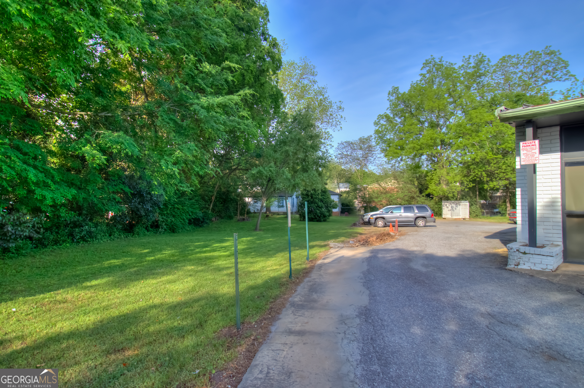 823 Prince AVE