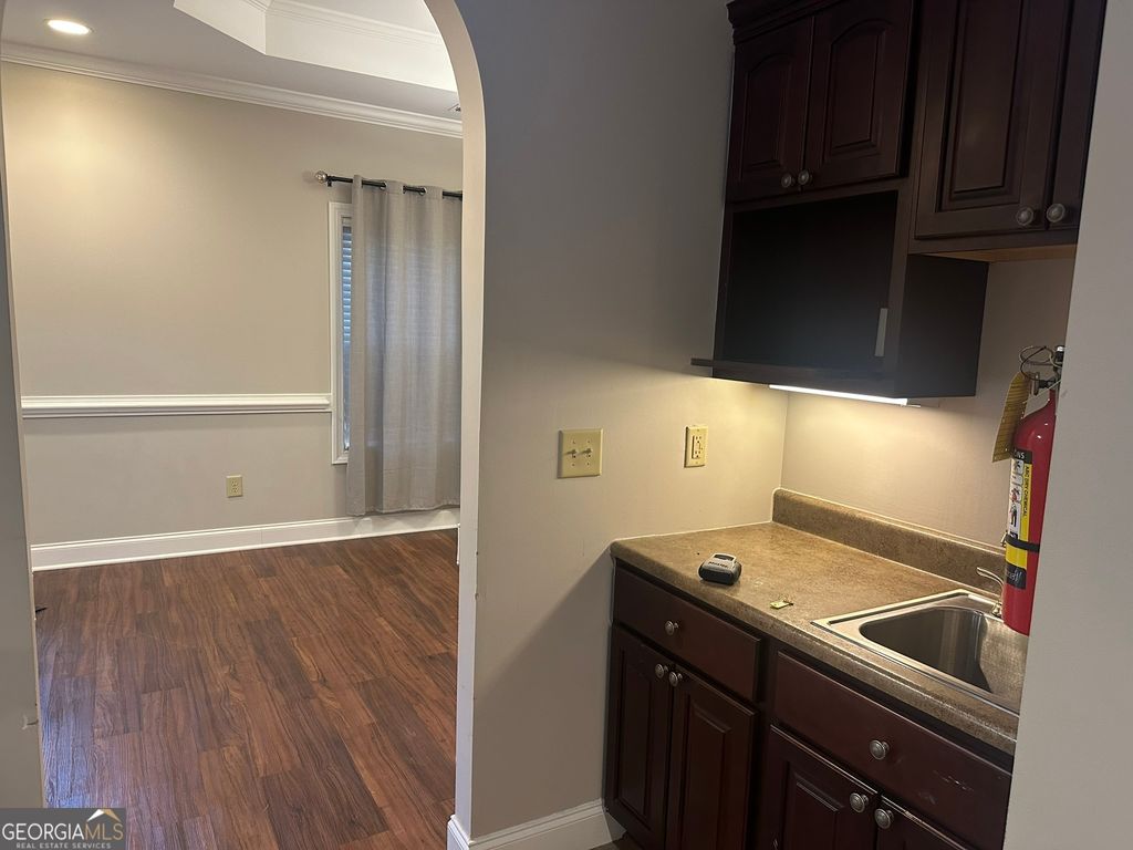 Photo of 5655 Lake Acworth Drive NW #STE 140, Acworth, GA 30101 (MLS # 10679237)