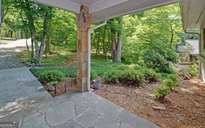 561 Longview Drive