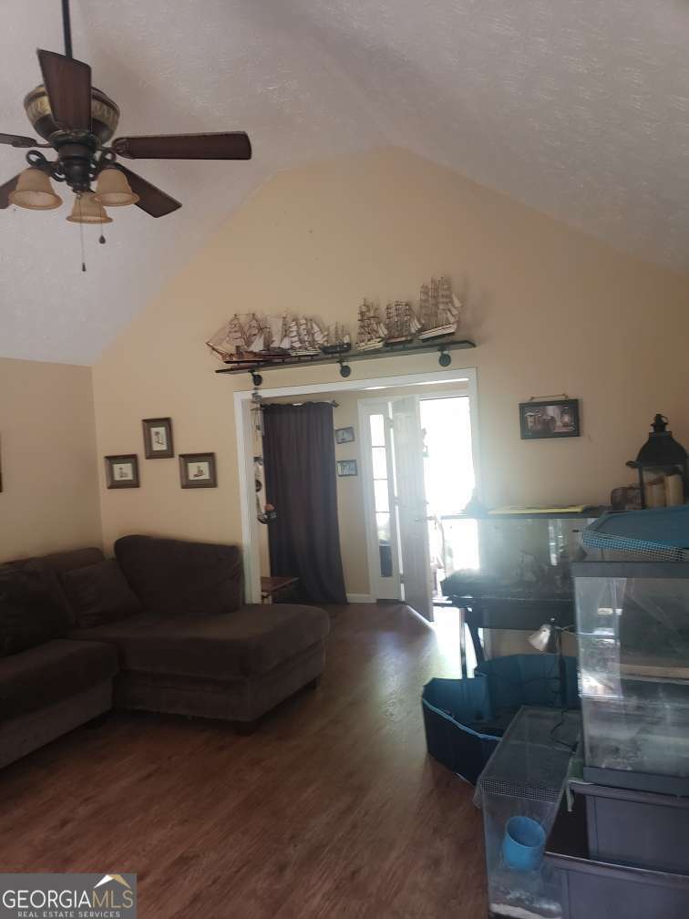 1383 Sims RD SE