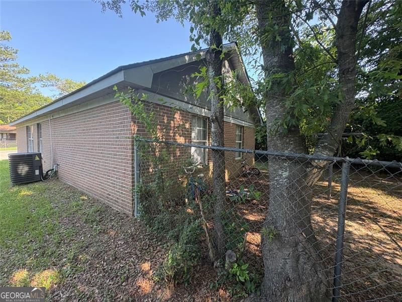 3669 EARL ST