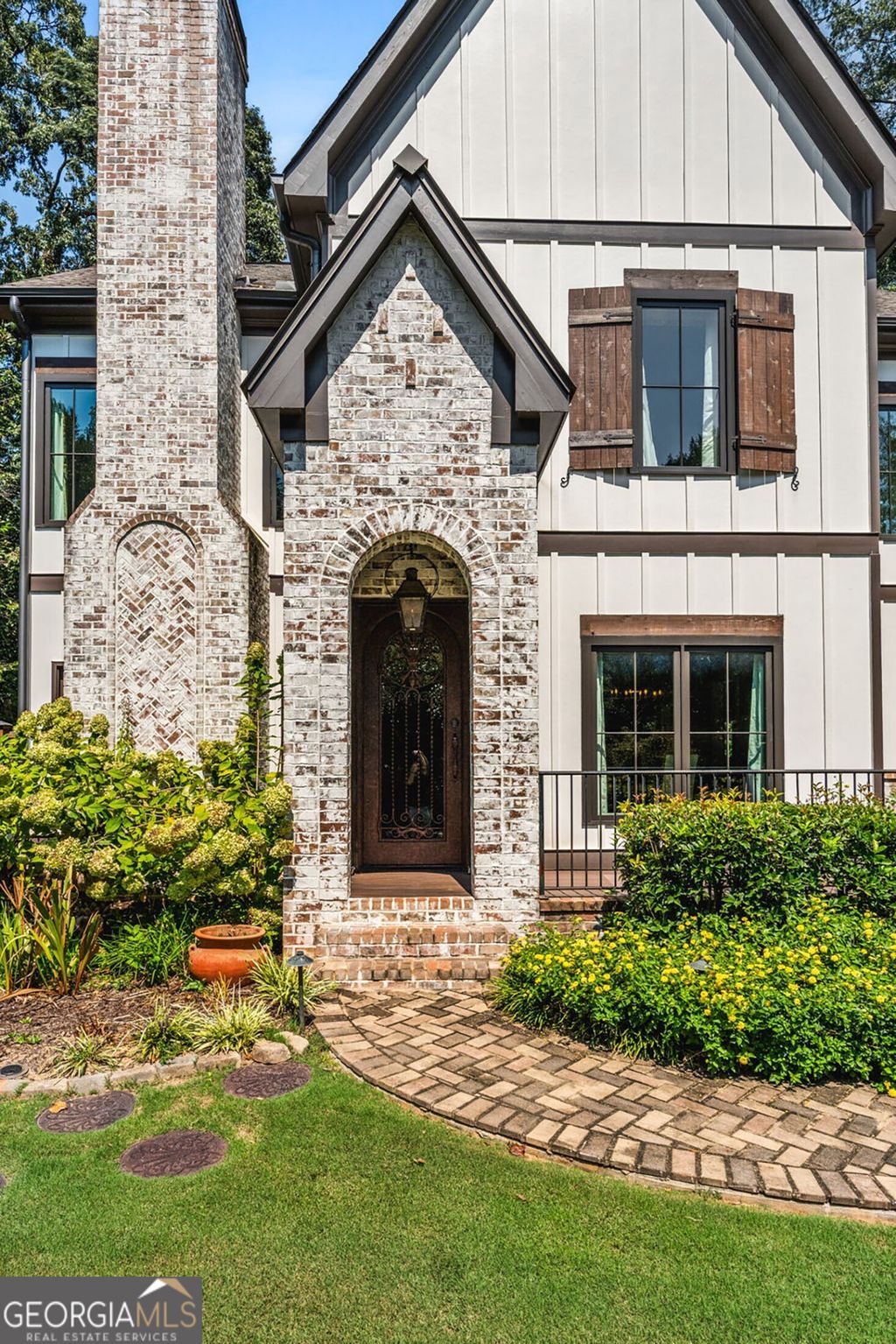 Photo of 1483 Collier Drive SE, Smyrna, GA 30080 (MLS # 10688933)