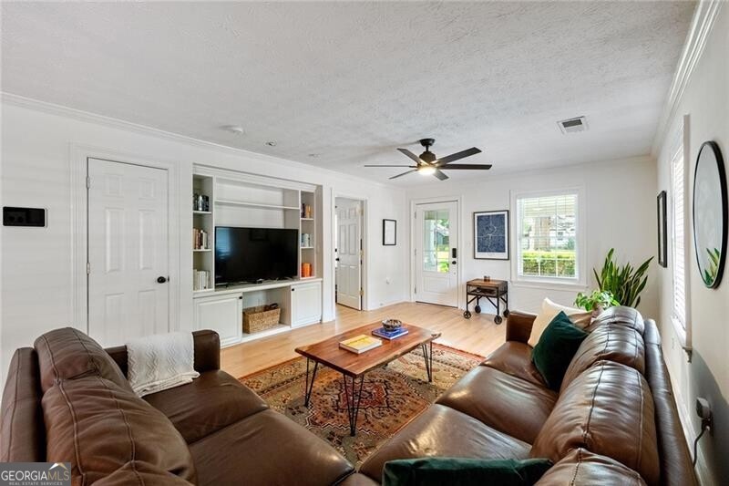 White Oak Hills - Residential