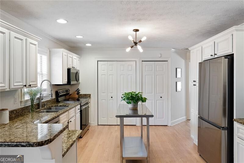 White Oak Hills - Residential