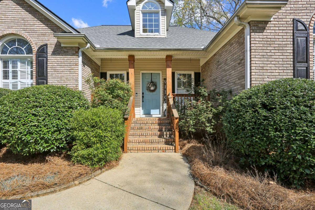 1104 Overland Park DR