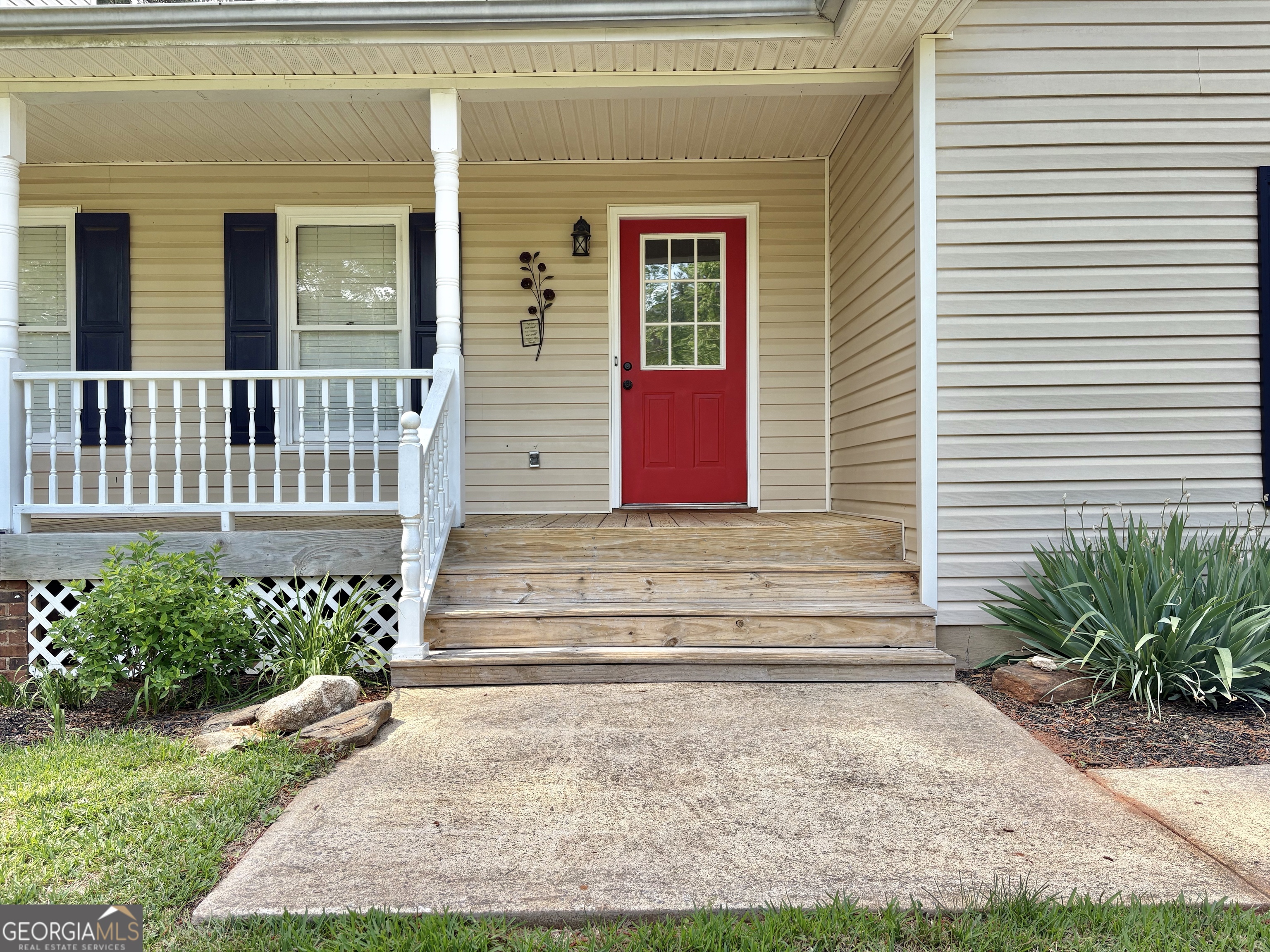 1304 Old Swimming Pool RD