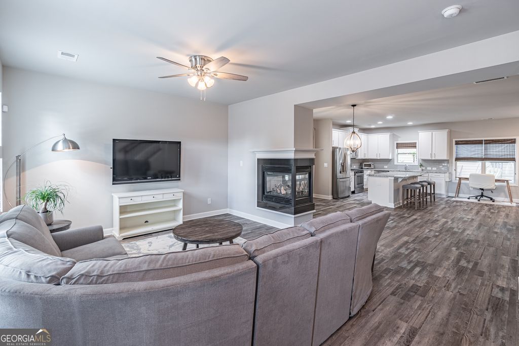 Photo of 4138 Baverton Drive, Suwanee, GA 30024 (MLS # 10630473)