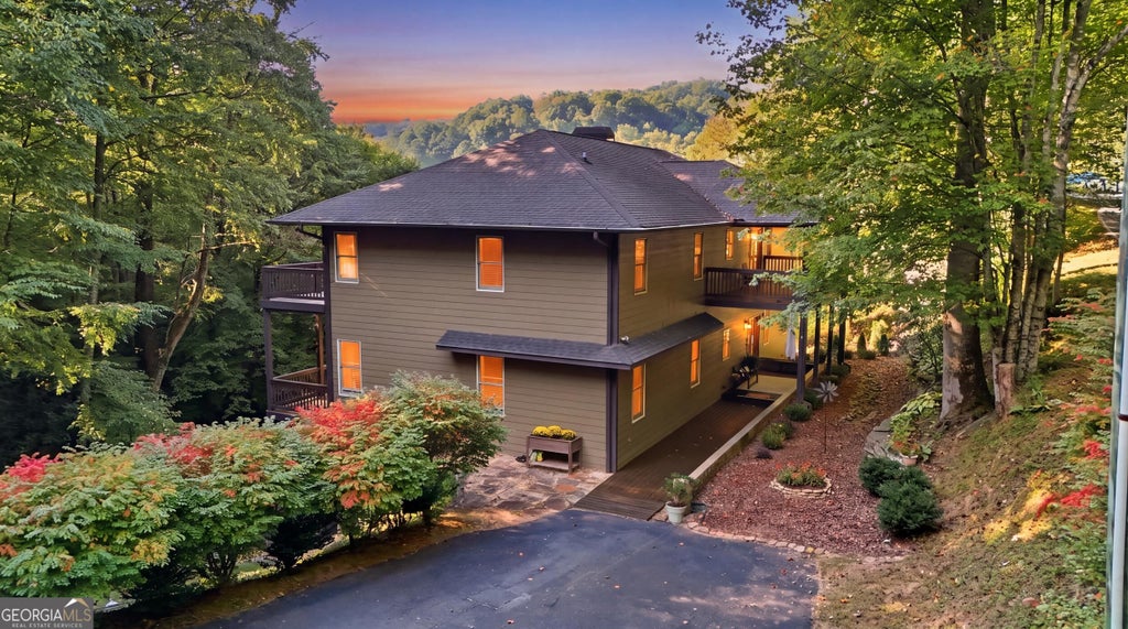 Photo of 160 Ridgepole Drive, Sky Valley, GA 30537 (MLS # 10849840)