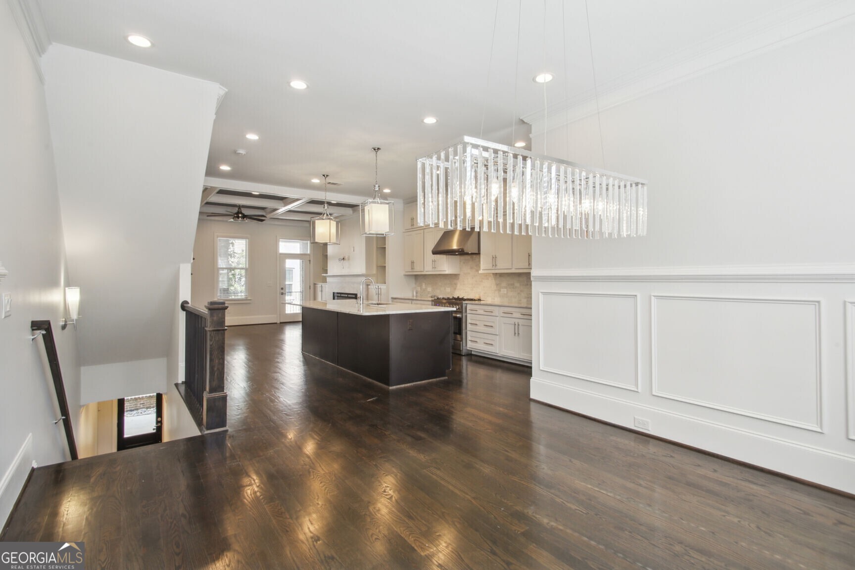 333 Brownstones CIR NE