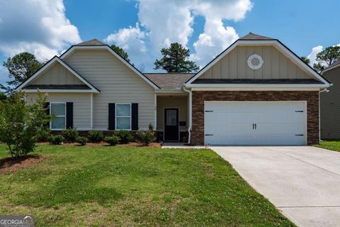 Photo of 46 Roundabout Lane NW, Adairsville, GA 30103 (MLS # 10795319)