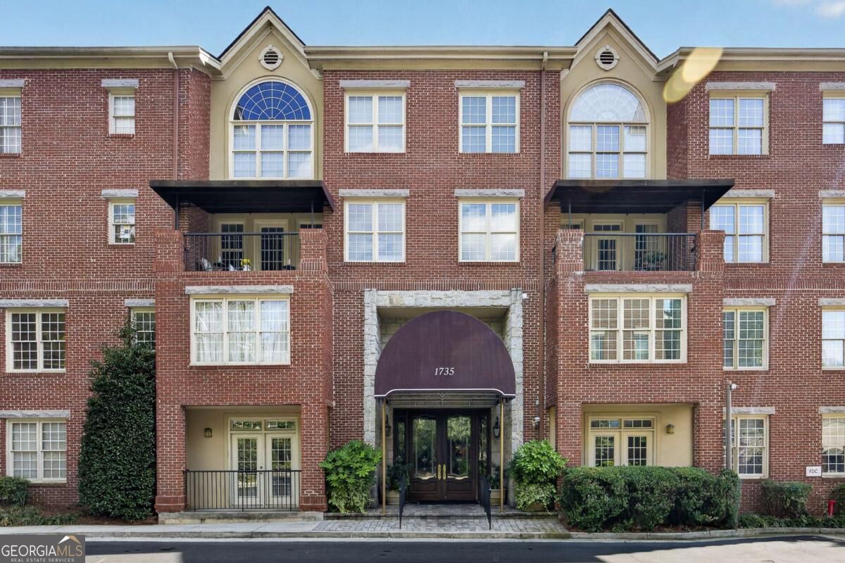 1735 Peachtree ST NE 327