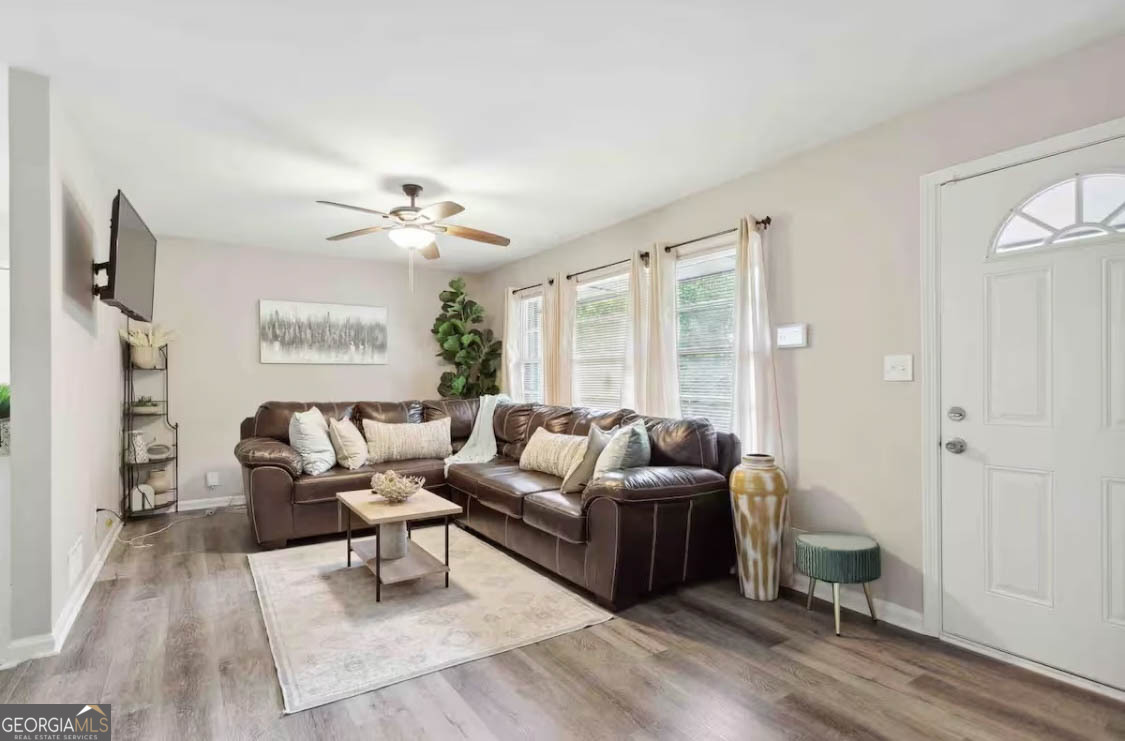 1082 Holly Cirlce CIR