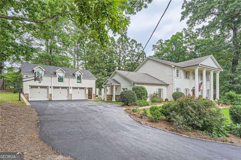 Atlanta Country Club - Residential