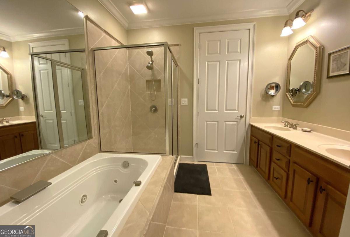 Olde Ivy at Vinings - Residential