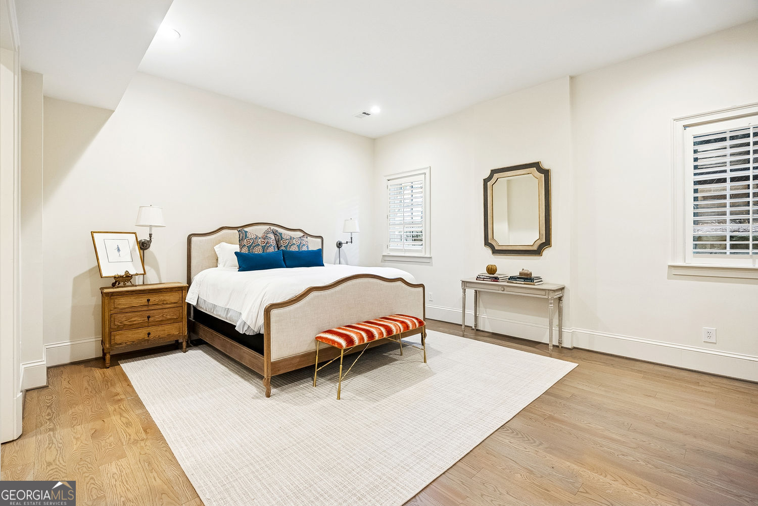 Atlanta, Georgia 30327, United States, 5 Bedrooms Bedrooms, ,7 BathroomsBathrooms,Residential,Active,250041