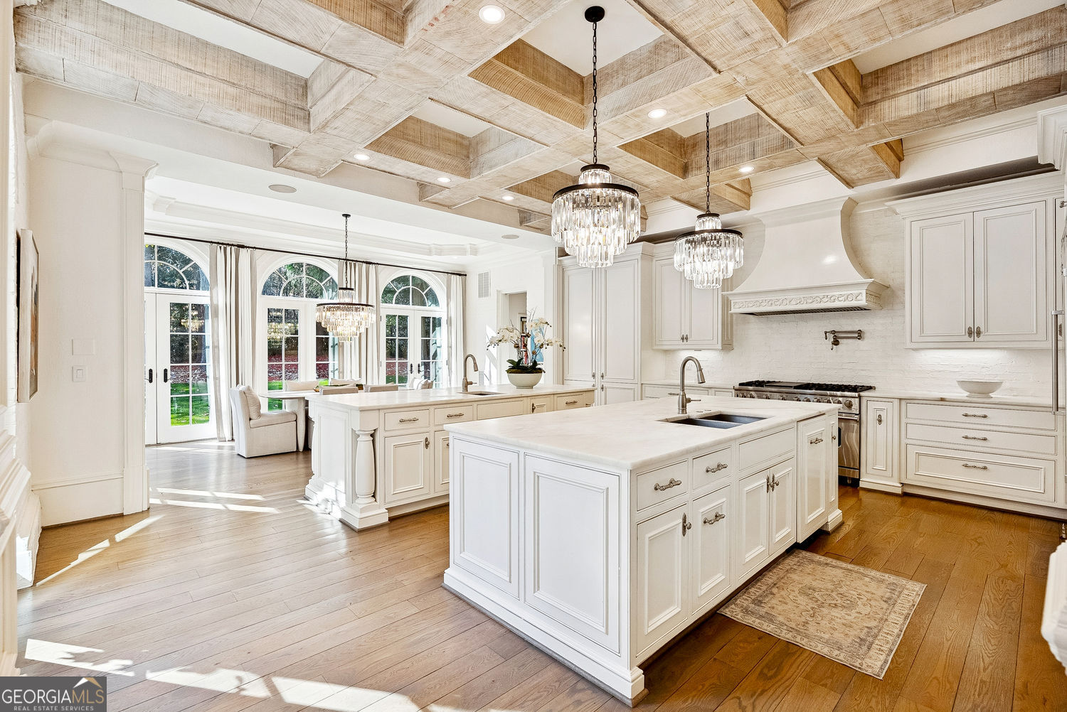 Atlanta, Georgia 30327, United States, 5 Bedrooms Bedrooms, ,7 BathroomsBathrooms,Residential,Active,250041