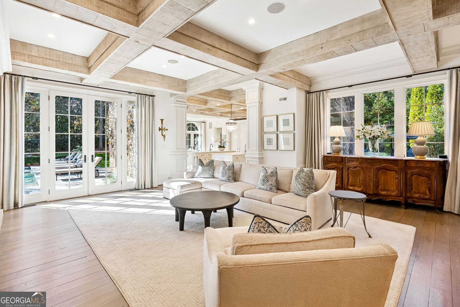 Atlanta, Georgia 30327, United States, 5 Bedrooms Bedrooms, ,7 BathroomsBathrooms,Residential,Active,250041