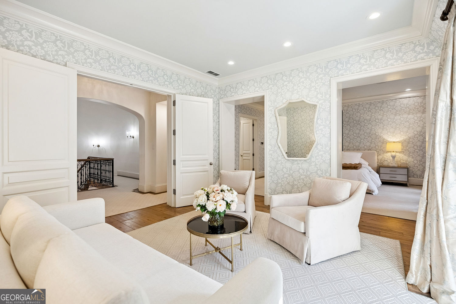 Atlanta, Georgia 30327, United States, 5 Bedrooms Bedrooms, ,7 BathroomsBathrooms,Residential,Active,250041