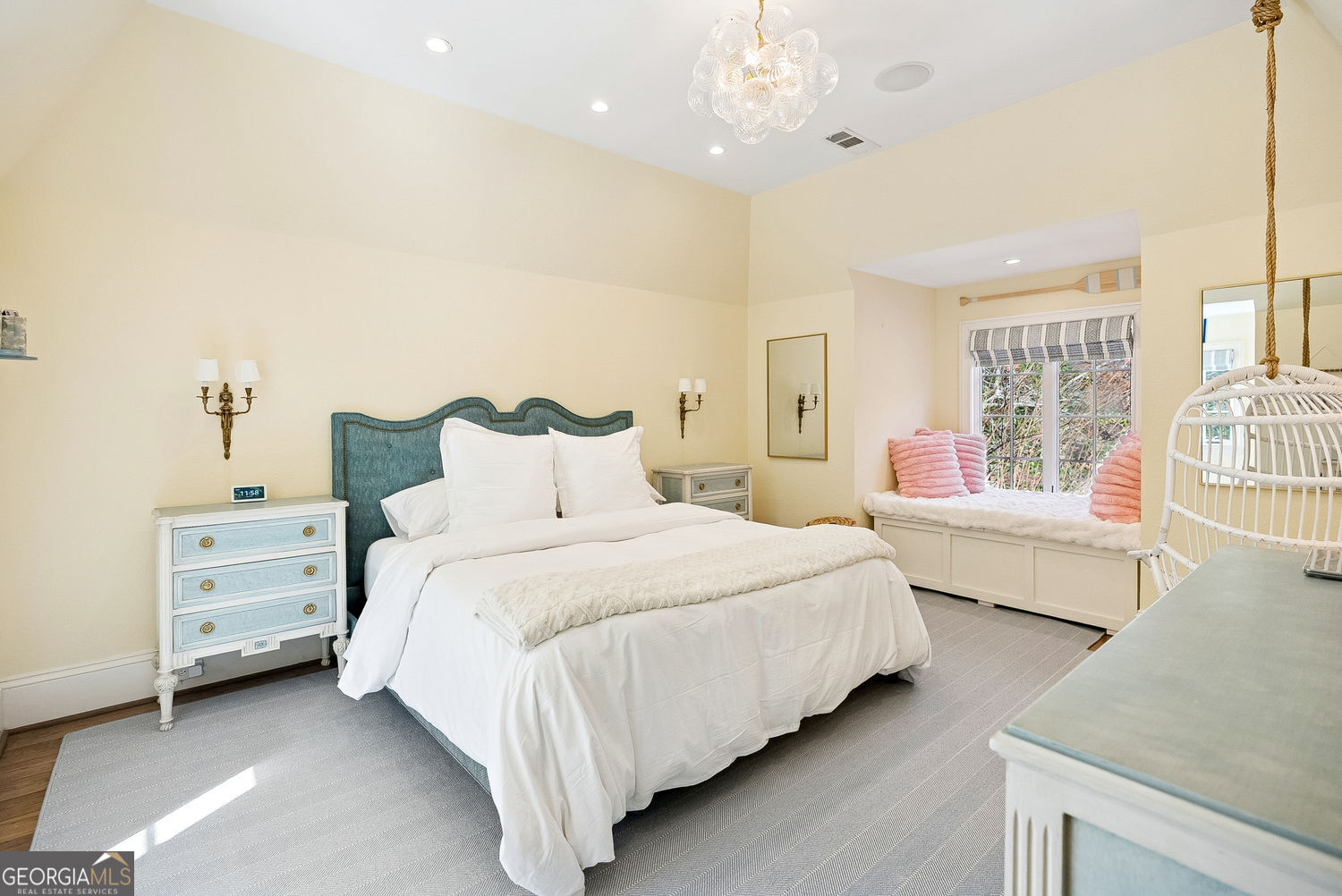 Atlanta, Georgia 30327, United States, 5 Bedrooms Bedrooms, ,7 BathroomsBathrooms,Residential,Active,250041