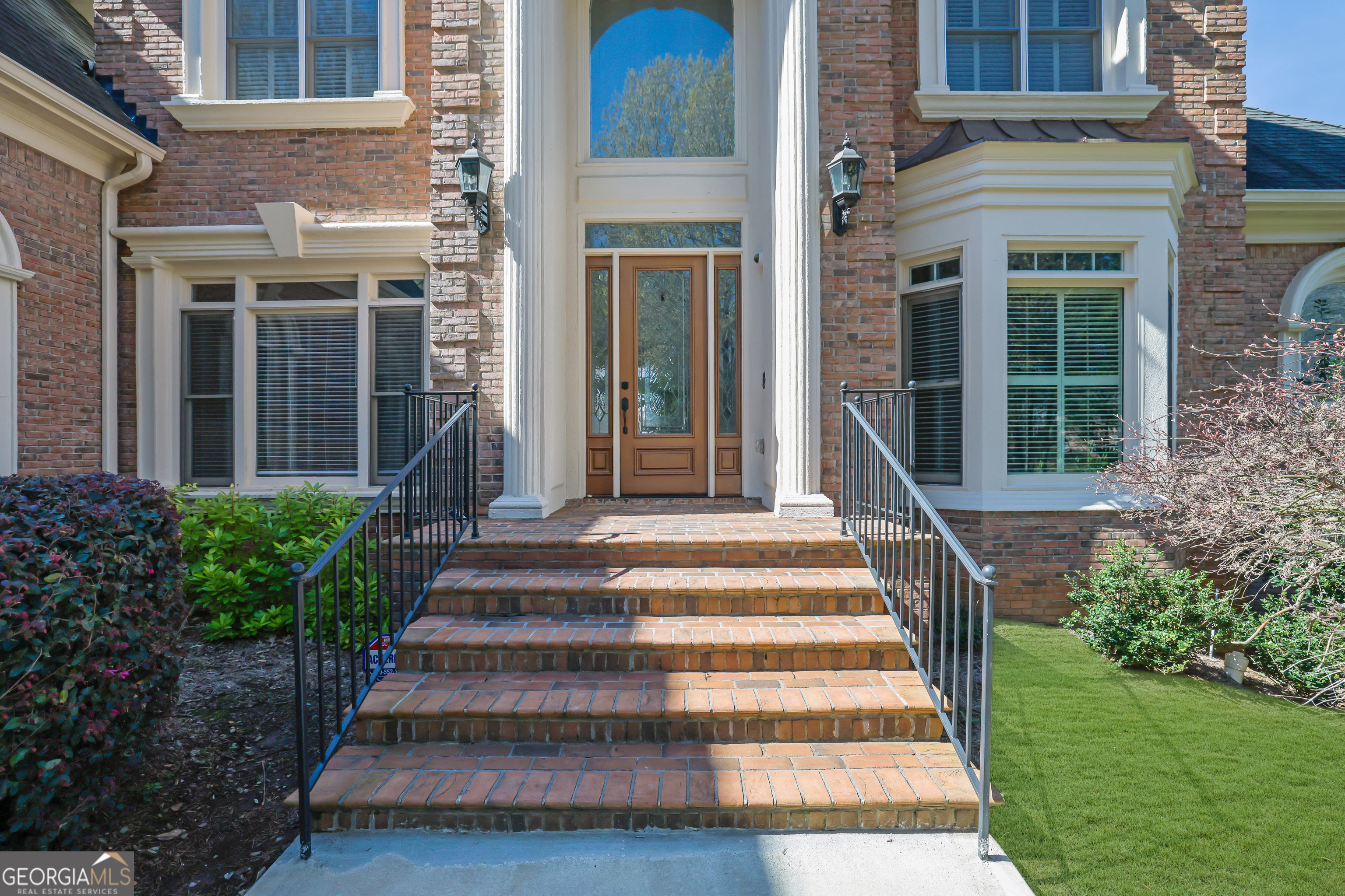 2760 Sugarloaf Club DR