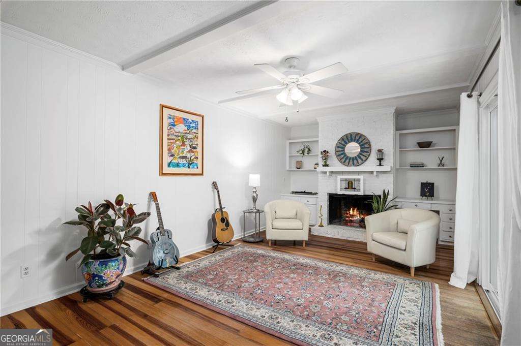 5215 Huntingford TER