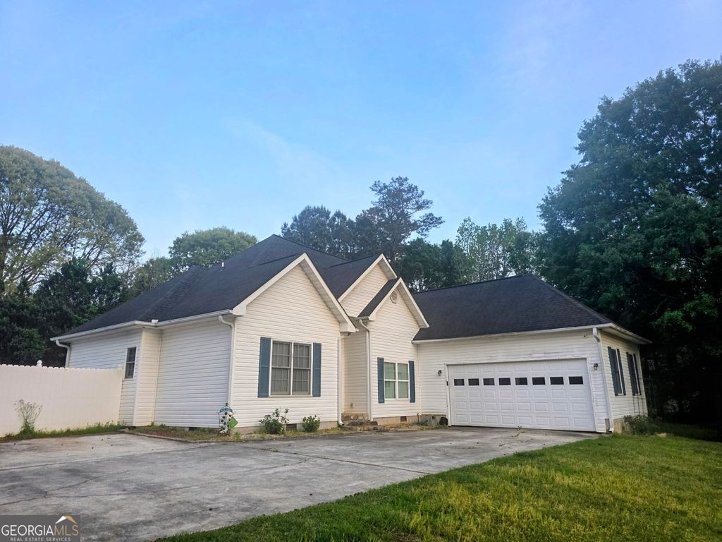 Photo of 288 Westmoreland Road, Griffin, GA 30223 (MLS # 10733520)