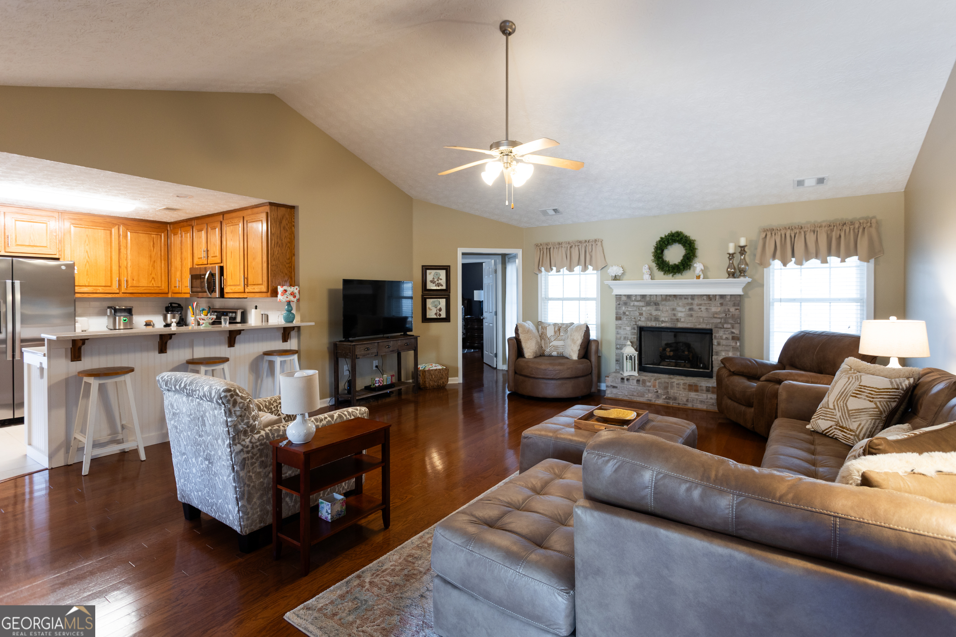 164 Laurel LN