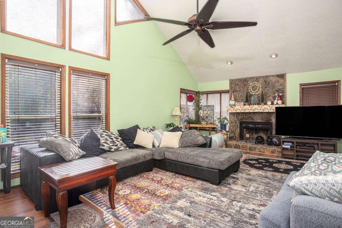 Landings East 01 - Residential