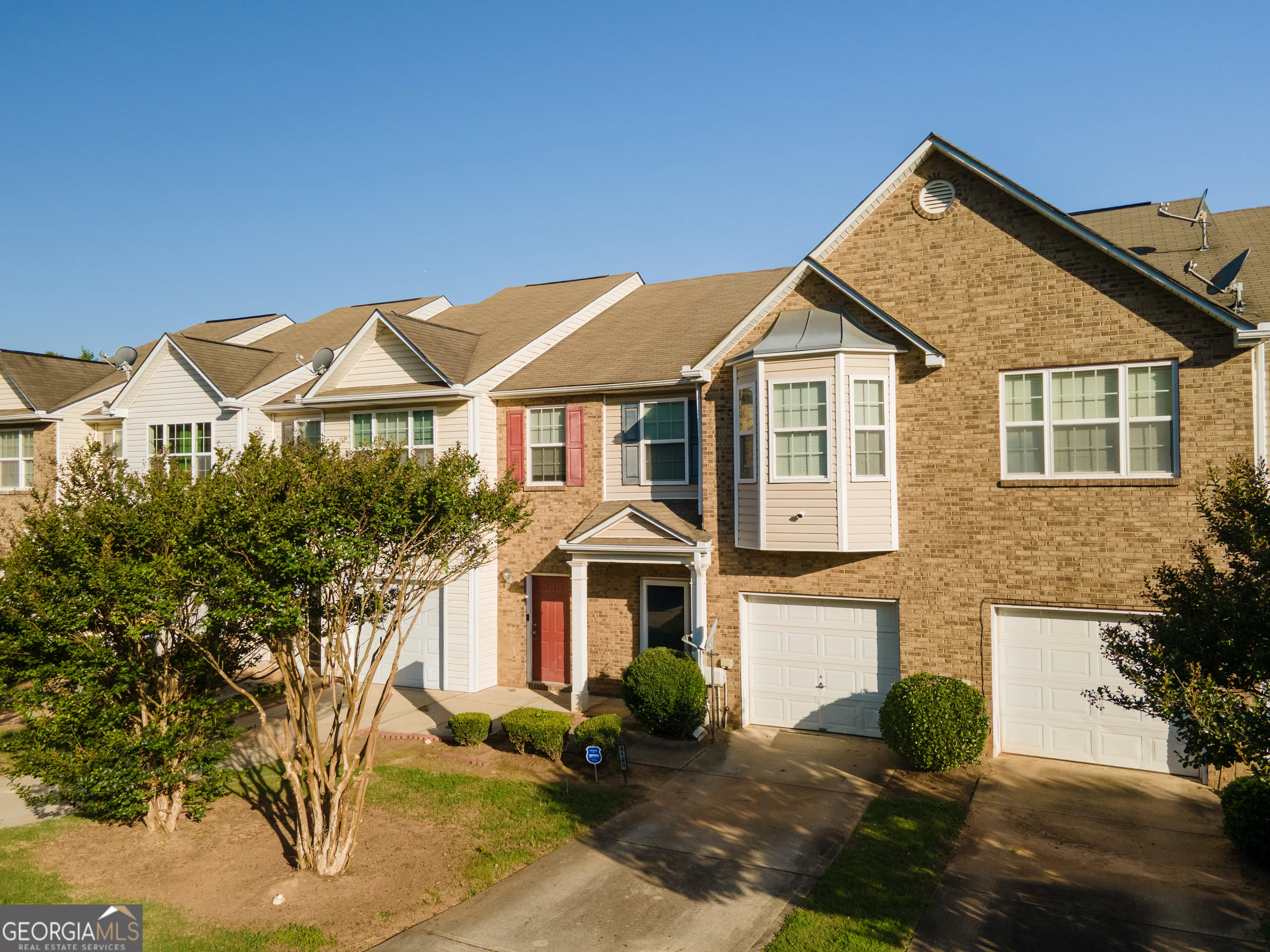 6120 Capitol Knoll