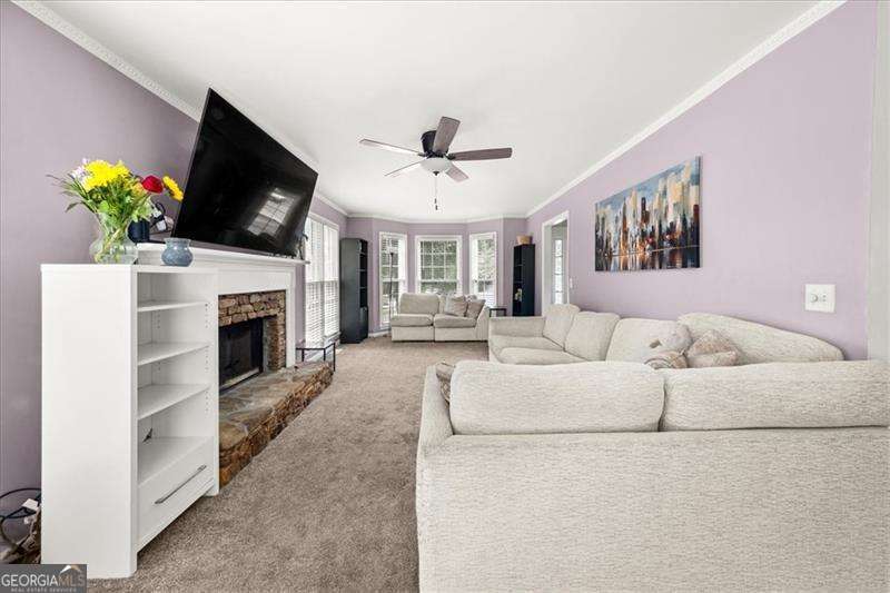 1309 Cobblestone LN