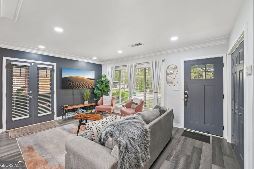 Photo of 2659 Glenvalley Drive, Decatur, GA 30032 (MLS # 10722838)