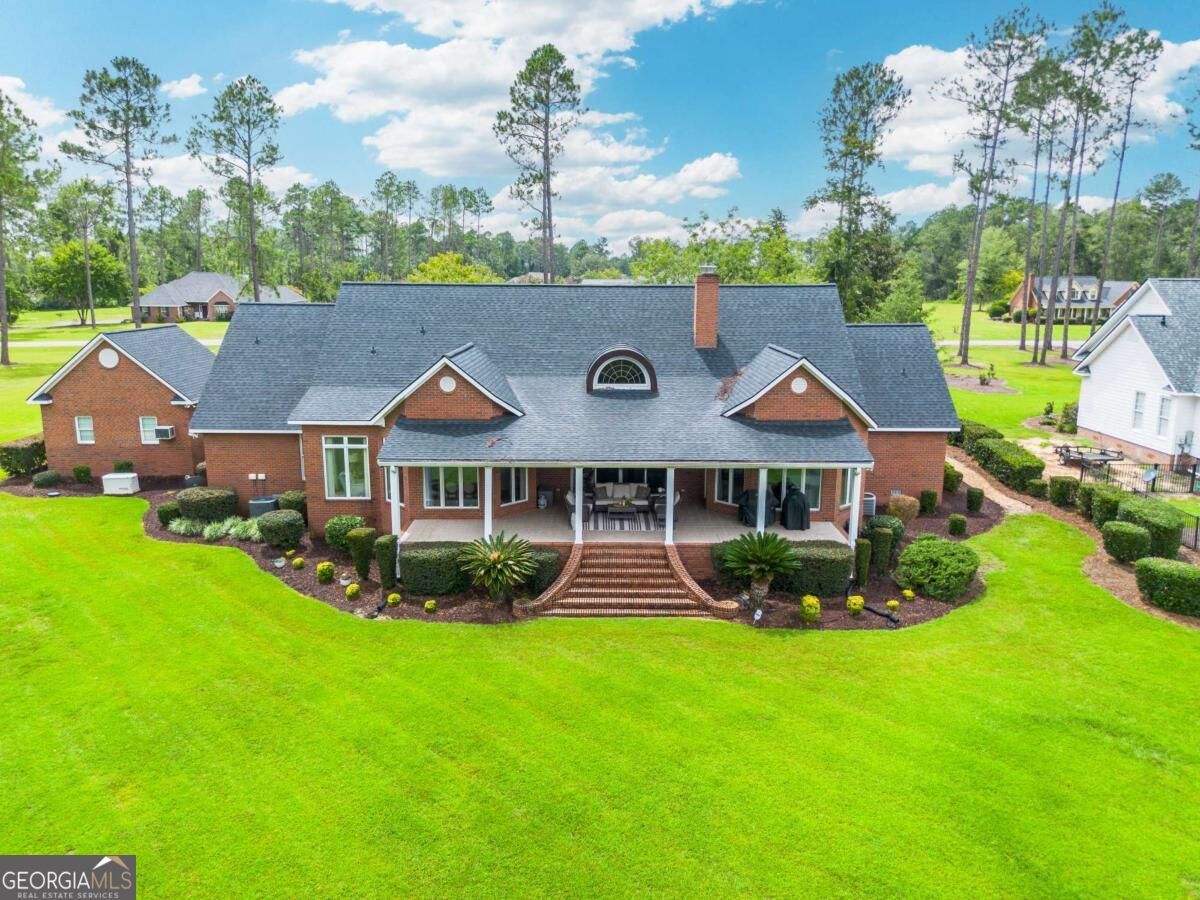 161 Greentree DR