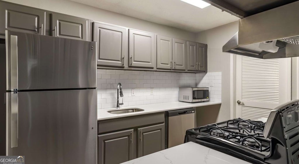Photo of 8800 Dunwoody Place Drive #1510, Sandy Springs, GA 30350 (MLS # 10879315)