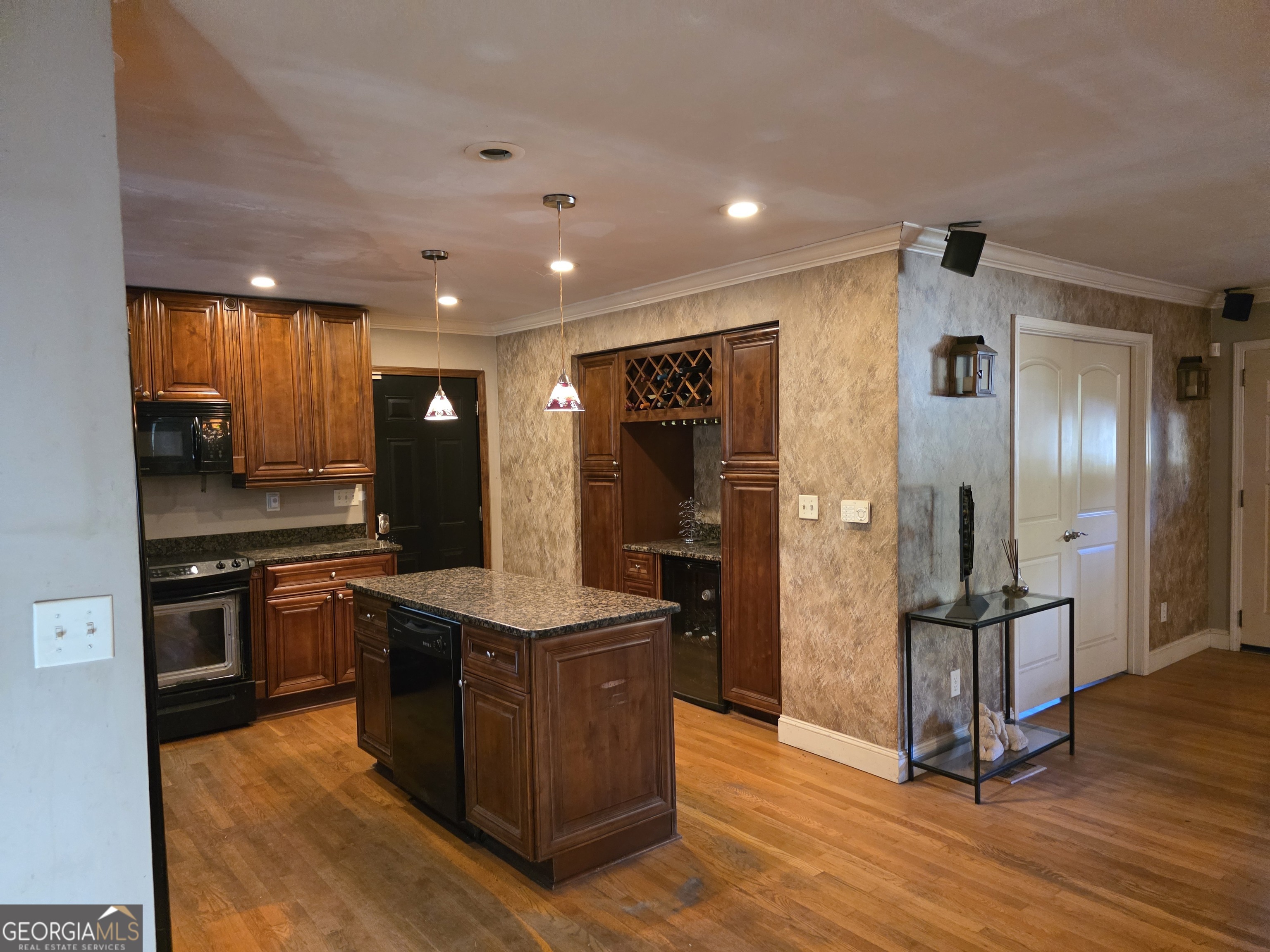5933 Old Stone Mountain RD
