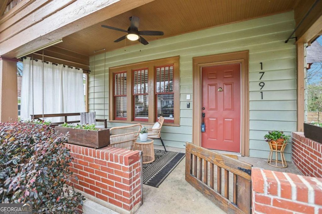 Photo of 1791 Evans Drive SW, Atlanta, GA 30310 (MLS # 10703472)