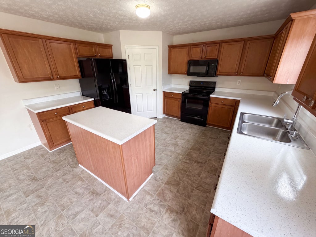 Photo of 910 Paper Creek Drive, Lawrenceville, GA 30046 (MLS # 10843008)