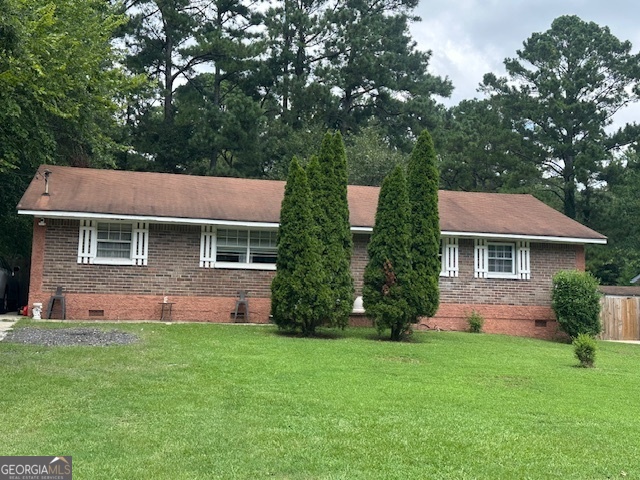 This three bedroom home found in the established area of Jonesboro A great home with low maintenance Mature yard Call your agent or myself to view. must be prequalified or cash buyer welcome. more Professional pictures to come first of September