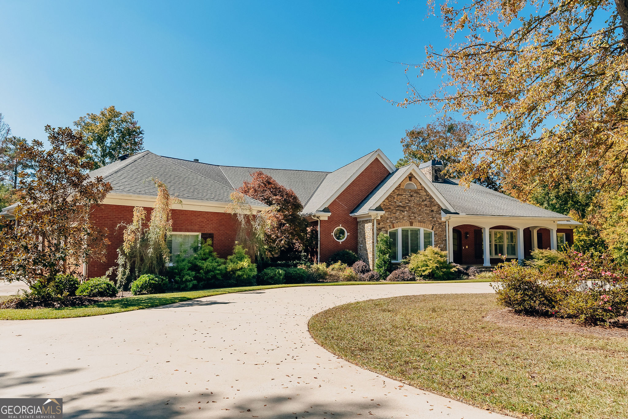 135 Lake Ridge DR