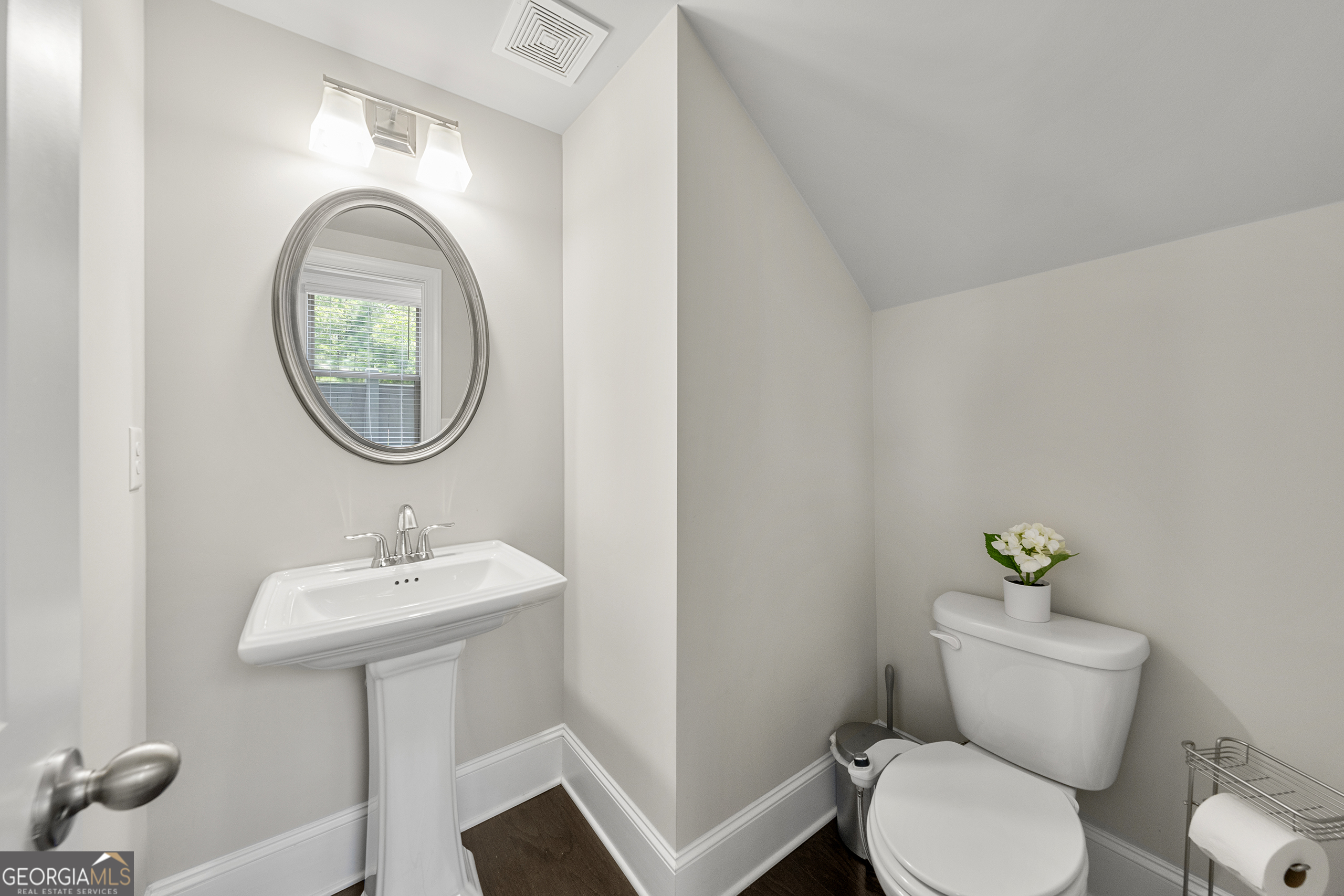 2265 Fremont DR