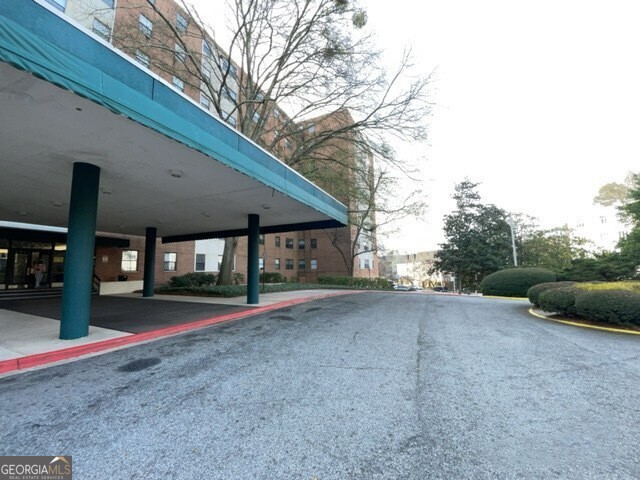 2965 Pharr Court South NW