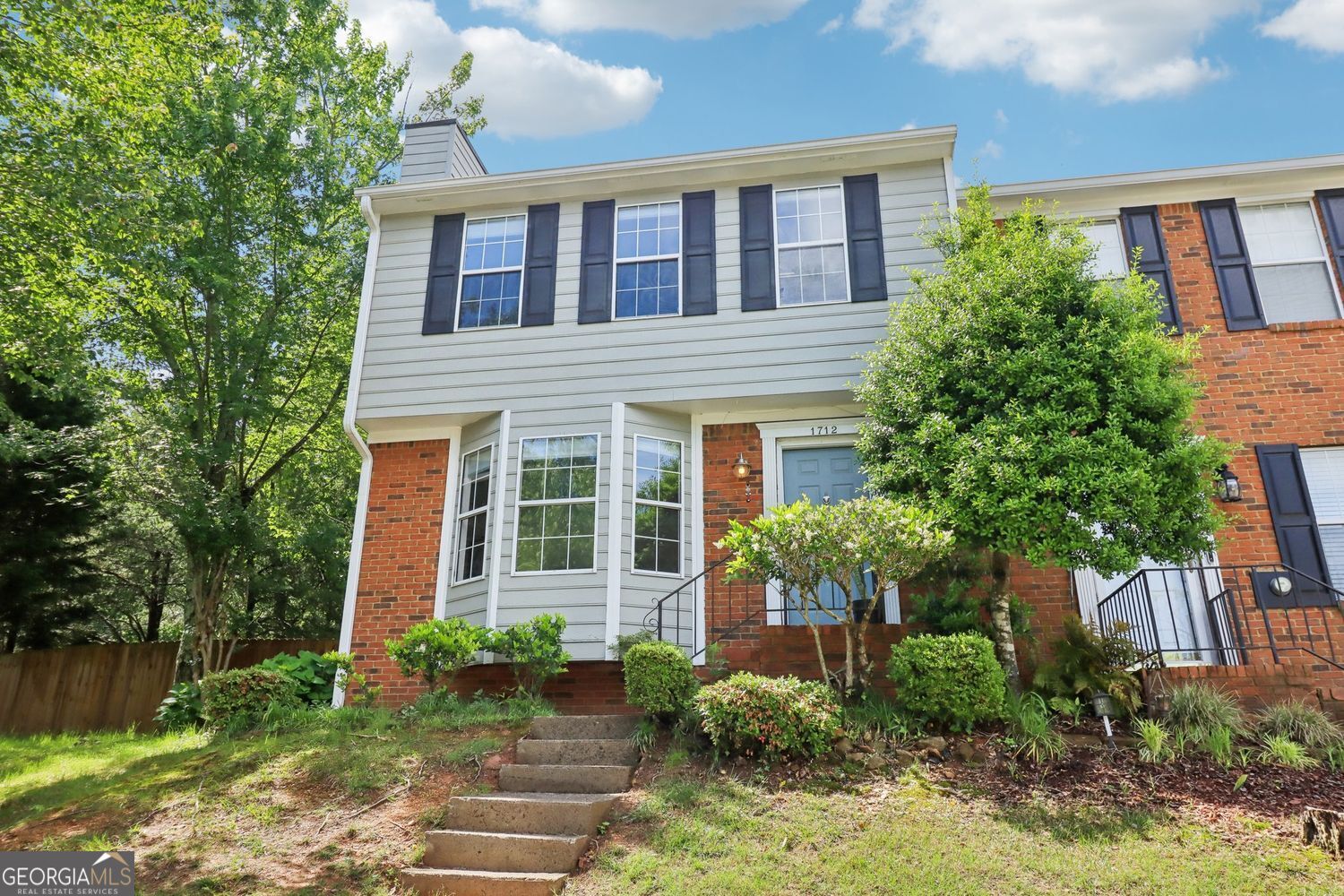 BARNES MILL LAKE - Residential