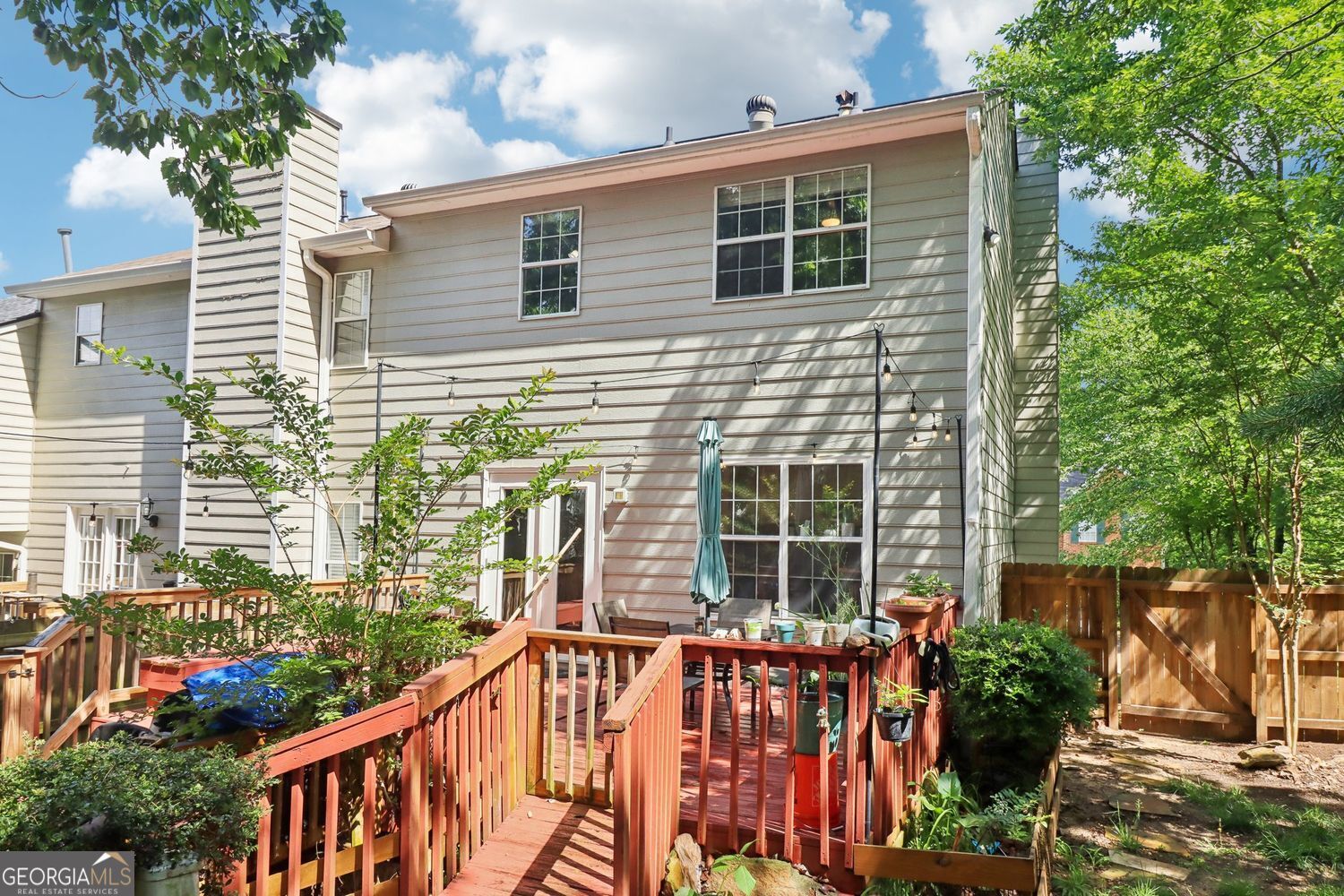 BARNES MILL LAKE - Residential