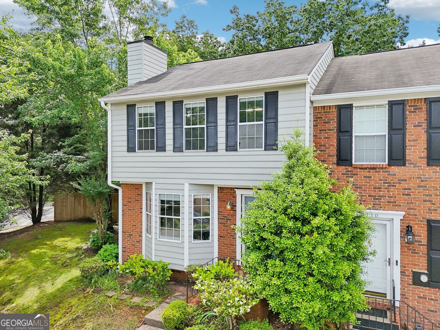 BARNES MILL LAKE - Residential