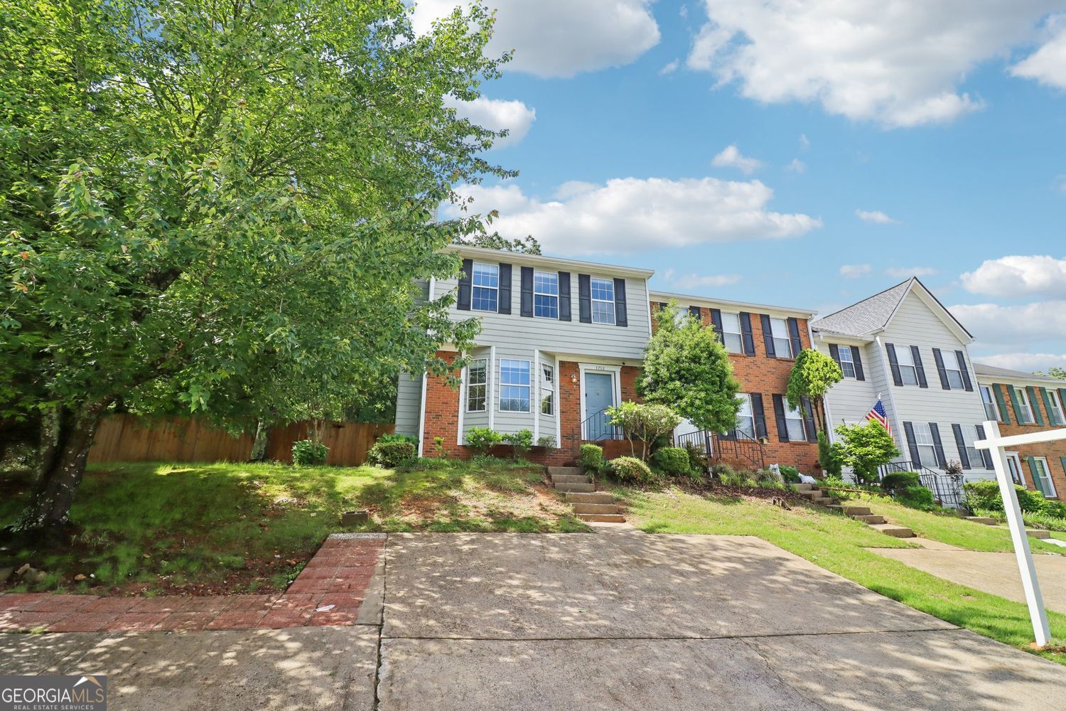 BARNES MILL LAKE - Residential
